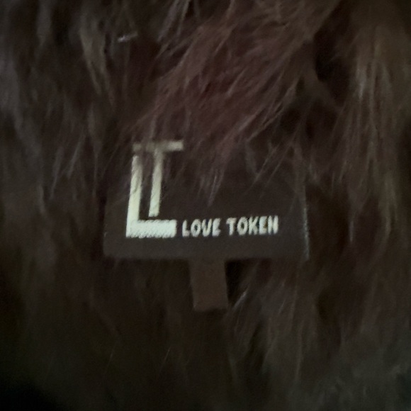 Love Token Gray Rabbit Fur Vest, size Large.
100% Rabbit Fur. - Picture 6 of 8